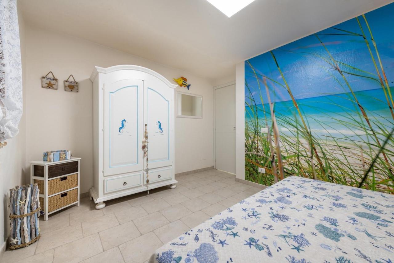 Villa Acquamarina Semi Detached Villa With Private Pool And Wifi 토레 델레 스텔레 외부 사진