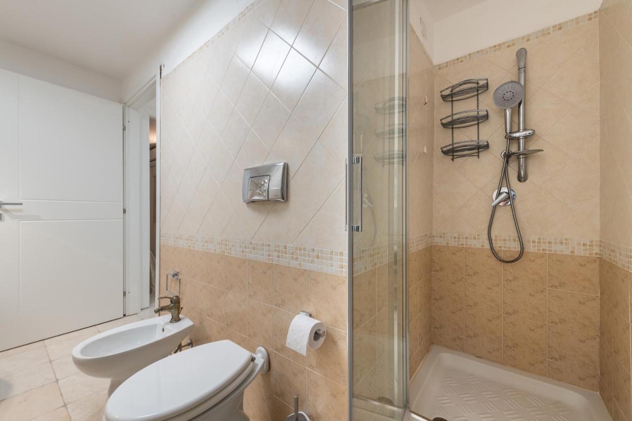 Villa Acquamarina Semi Detached Villa With Private Pool And Wifi 토레 델레 스텔레 외부 사진