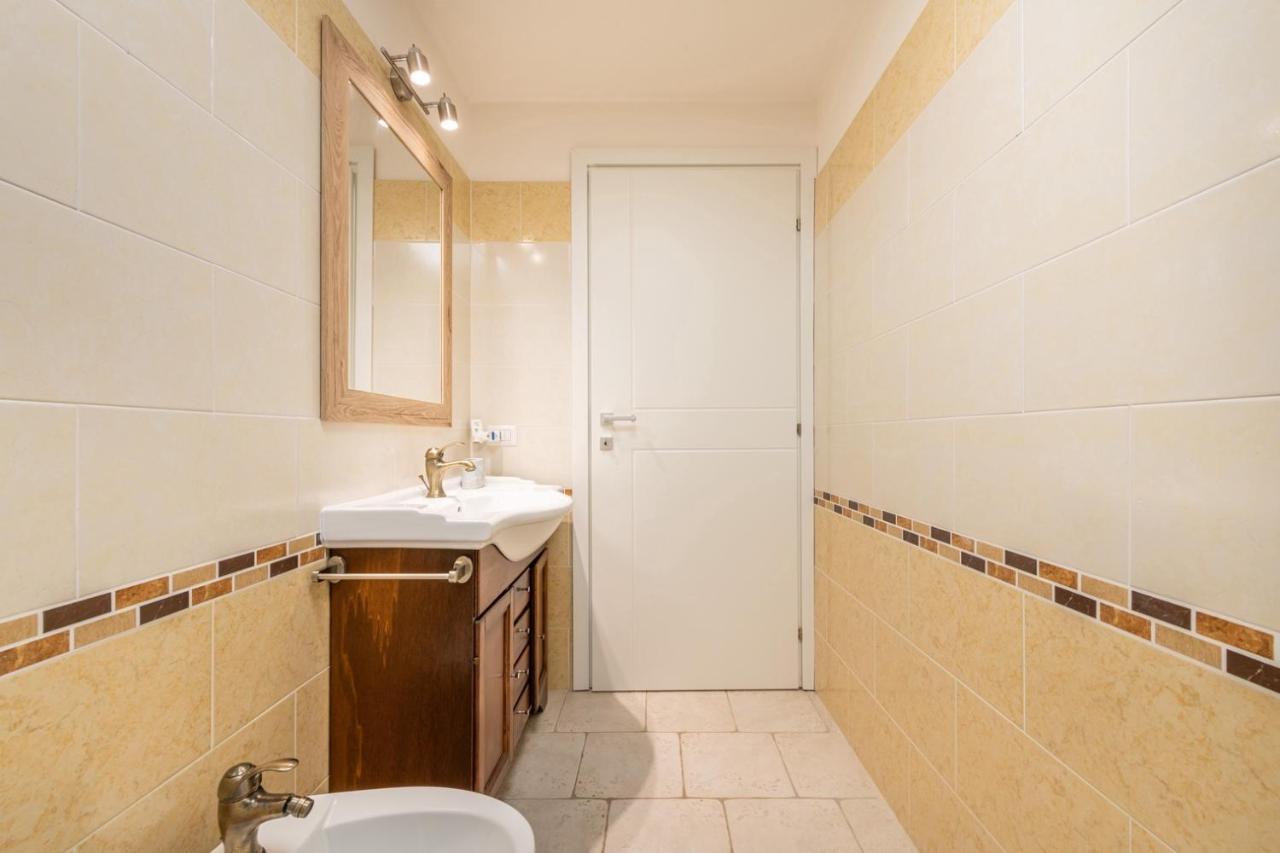 Villa Acquamarina Semi Detached Villa With Private Pool And Wifi 토레 델레 스텔레 외부 사진