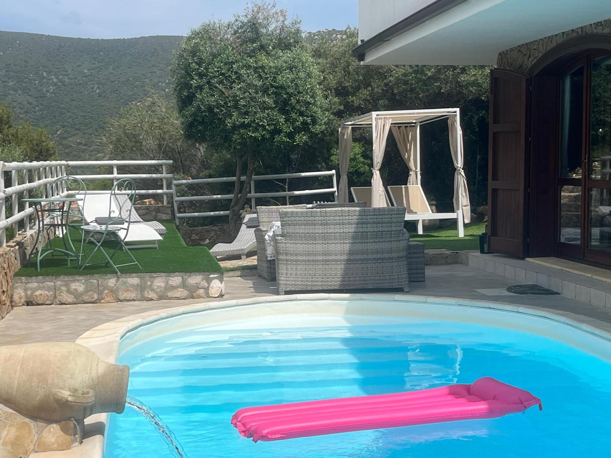 Villa Acquamarina Semi Detached Villa With Private Pool And Wifi 토레 델레 스텔레 외부 사진