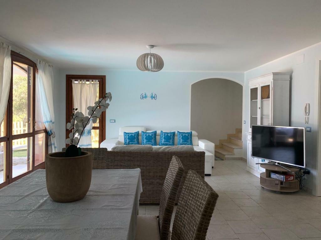 Villa Acquamarina Semi Detached Villa With Private Pool And Wifi 토레 델레 스텔레 외부 사진