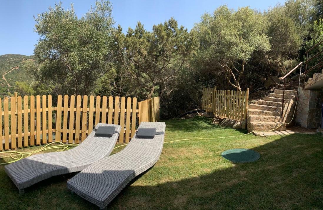 Villa Acquamarina Semi Detached Villa With Private Pool And Wifi 토레 델레 스텔레 외부 사진